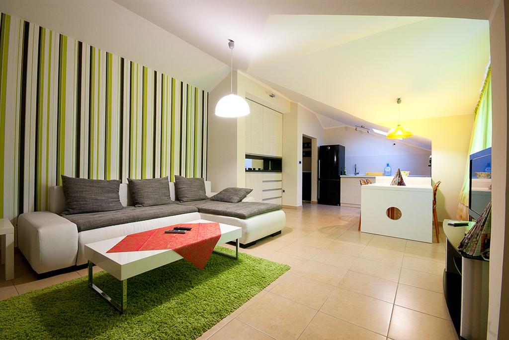 Domador Rooms & Apartments Бечичи Экстерьер фото
