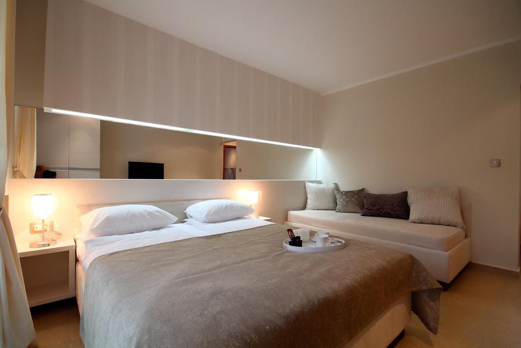 Domador Rooms & Apartments Бечичи Экстерьер фото