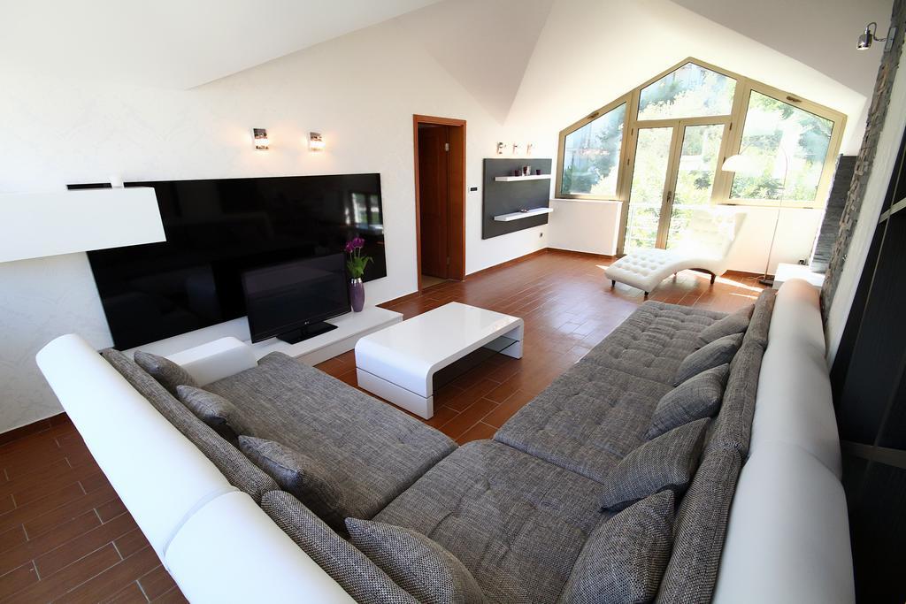 Domador Rooms & Apartments Бечичи Экстерьер фото