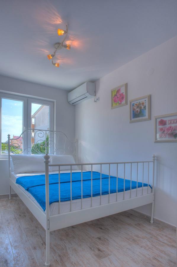 Domador Rooms & Apartments Бечичи Экстерьер фото
